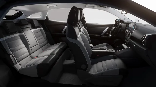 Citroen C4 hatchback — 18