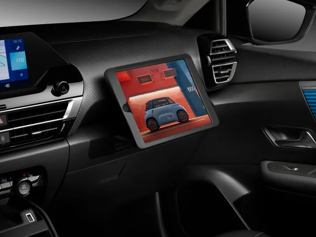 Citroen C4 hatchback — 19