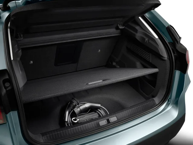 Citroen C4 hatchback — 23