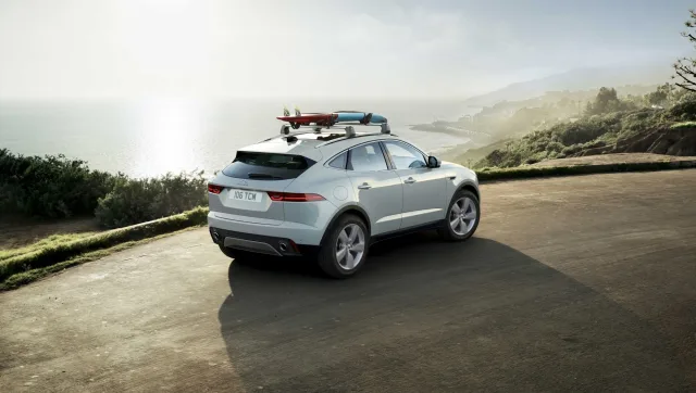 Jaguar E-Pace кросовер — 22