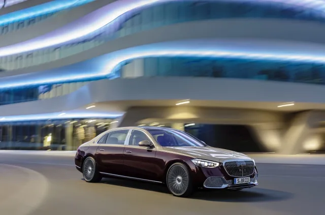 Mercedes-Benz S-Class Maybach седан — 3