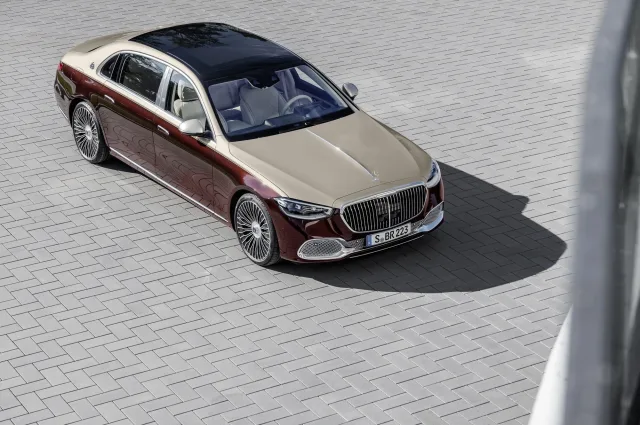 Mercedes-Benz S-Class Maybach седан — 6