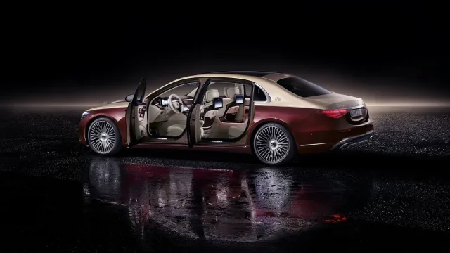 Mercedes-Benz S-Class Maybach седан — 19