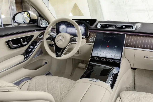 Mercedes-Benz S-Class Maybach седан — 22