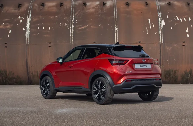 Nissan Juke кросовер — 22