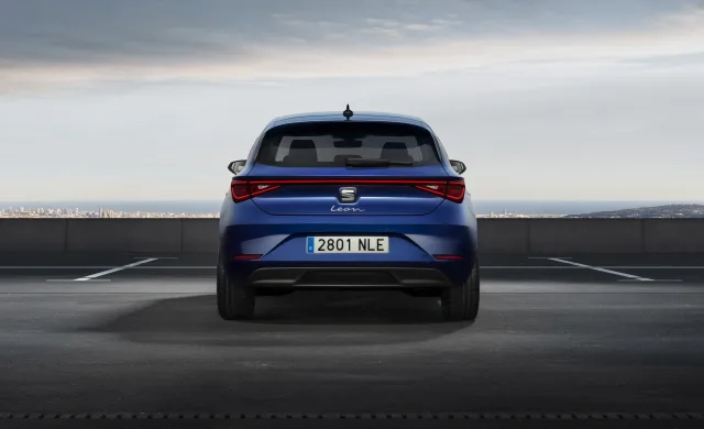 SEAT Leon хетчбек — 16