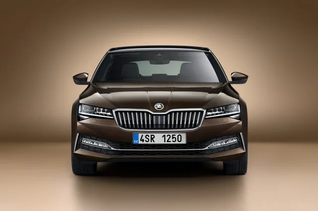 Skoda Superb (Шкода Суперб) хэтчбек — 2