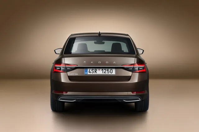 Skoda Superb (Шкода Суперб) хэтчбек — 7