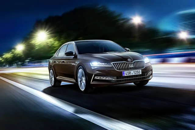 Skoda Superb (Шкода Суперб) хэтчбек — 8