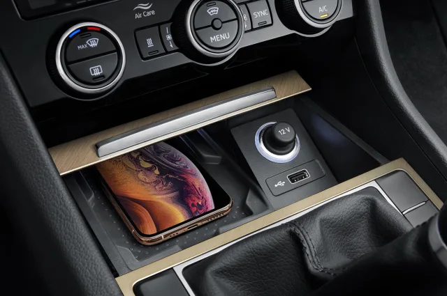 Skoda Superb (Шкода Суперб) хэтчбек — 11