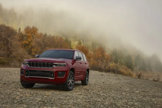 Jeep Grand Cherokee L кросовер — 7