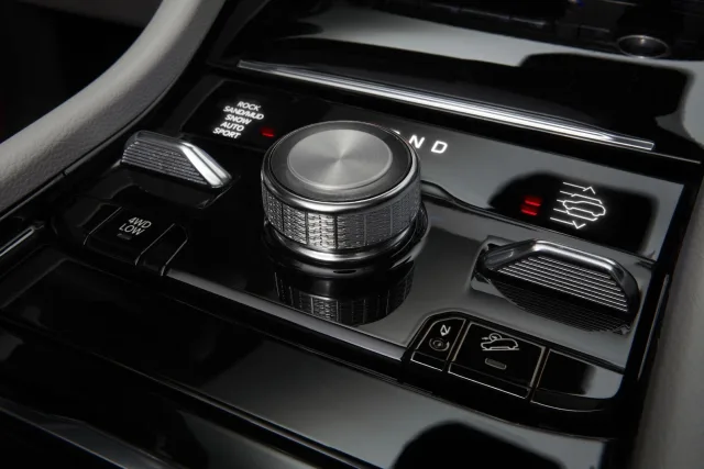 Jeep Grand Cherokee L кросовер — 14