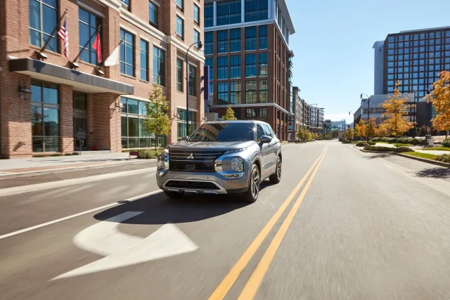 Mitsubishi Outlander 2021 crossover — 3