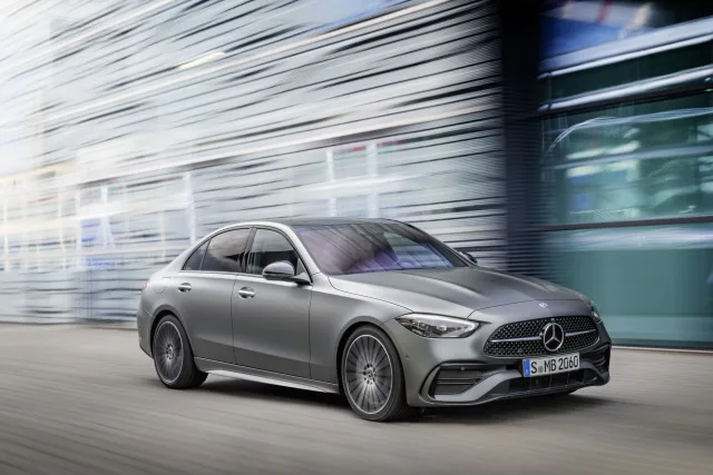 Mercedes-Benz C-Class W206 (Мерседес Бенц Ц-класс) седан — 5