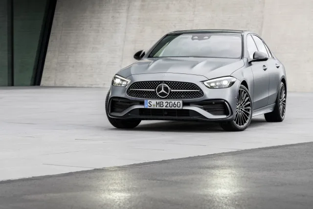 Mercedes-Benz C-Class W206 (Мерседес Бенц Ц-класс) седан — 11