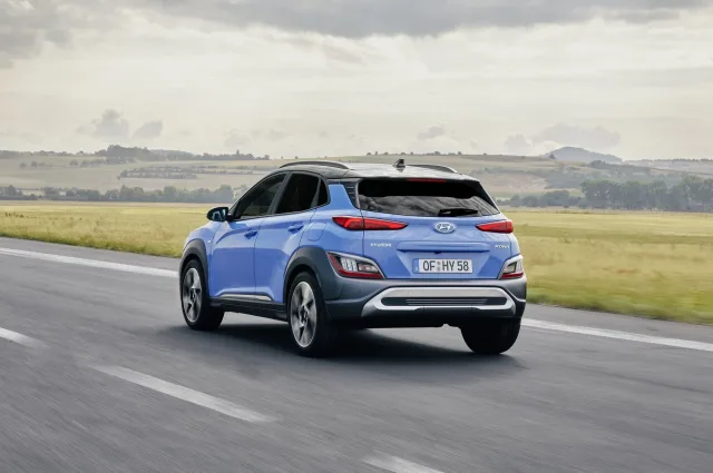 Hyundai Kona 1.0T MT Dynamic — 16