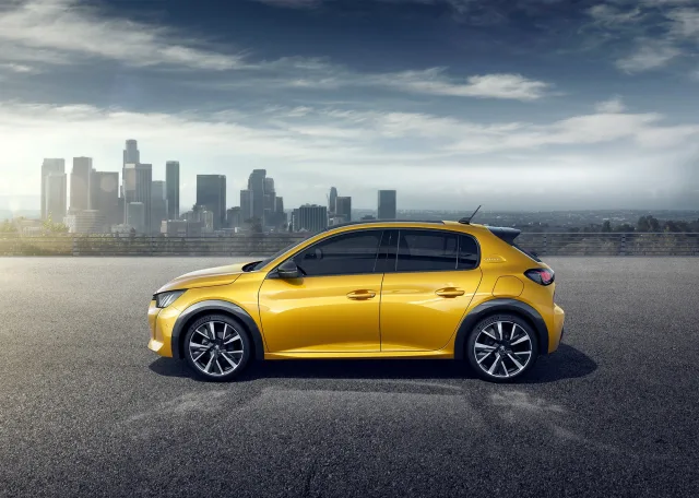 Peugeot 208 1.2 MT Active Pack — 3