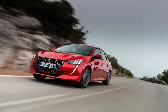 Peugeot 208 1.2 MT Active Pack — 20