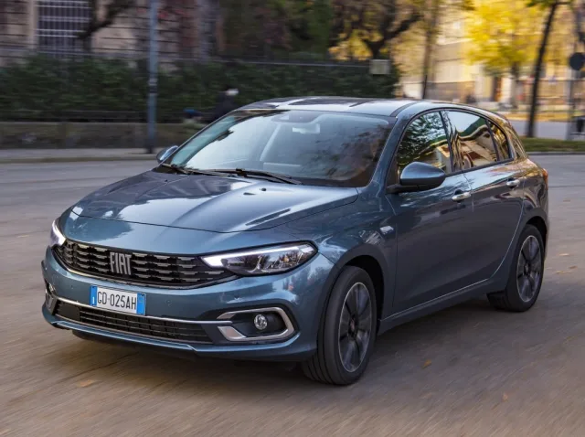 Fiat Tipo HB 1.4 MT Entry — 8