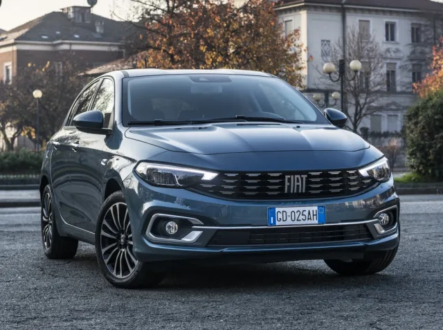 Fiat Tipo HB 1.4 MT Entry — 9