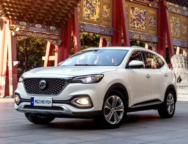 MG HS 2.0T AT 4WD LUX — 2