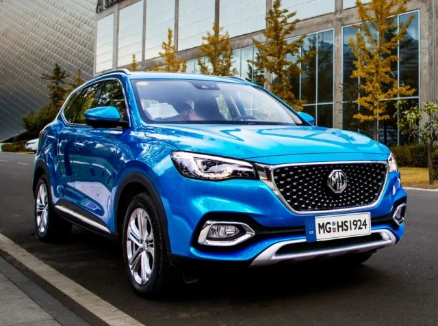 MG HS 2.0T AT 4WD LUX — 12