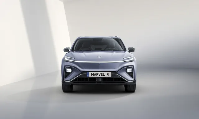 MG Marvel R (ЭмДжи Марвел Р) кроссовер — 5