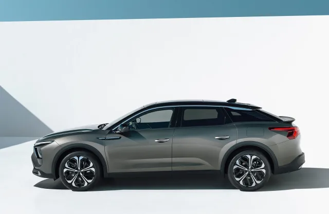 Citroen C5 X crossover — 11