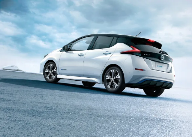 Nissan Leaf N-Connecta — 4