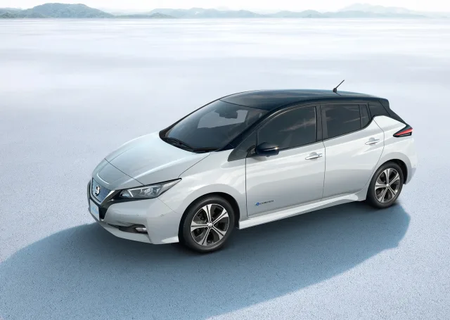 Nissan Leaf N-Connecta — 6