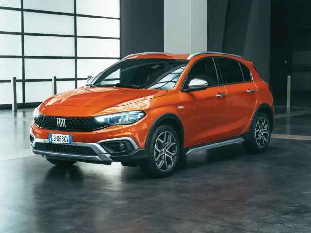 Fiat Tipo HB 1.4 MT Entry — 10