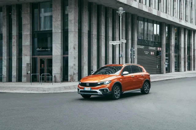 Fiat Tipo HB 1.4 MT Entry — 11