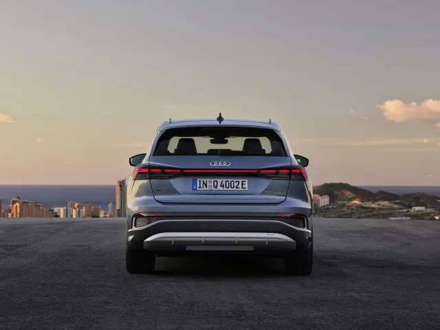 Audi Q4 e-tron crossover — 3