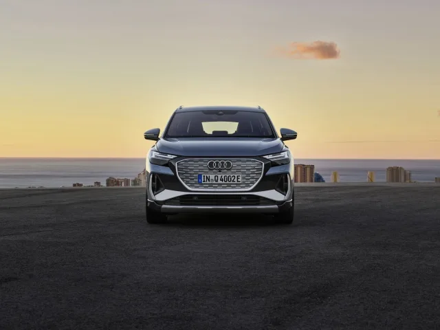 Audi Q4 e-tron crossover — 4