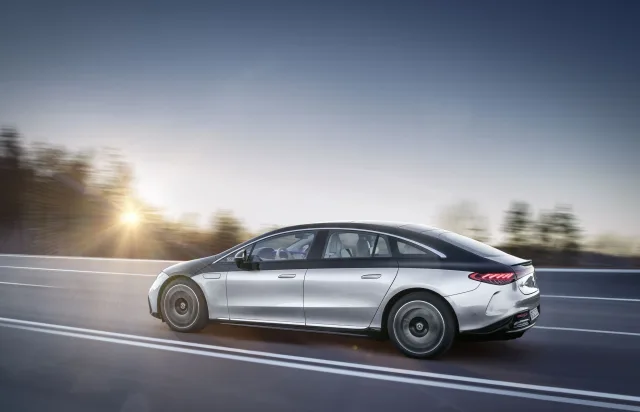 Mercedes-Benz EQS AT 450+ — 15