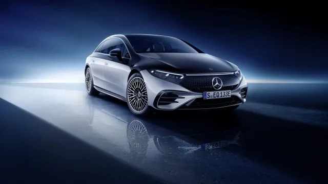 Mercedes-Benz EQS AT 450+ — 25