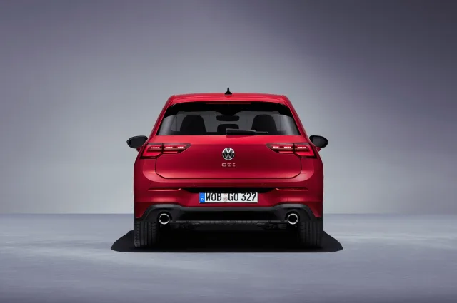 Volkswagen Golf GTI VIII hatchback — 4