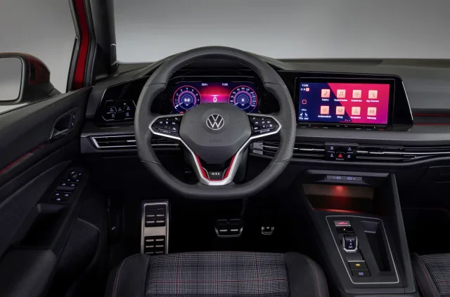 Volkswagen Golf GTI VIII hatchback — 7