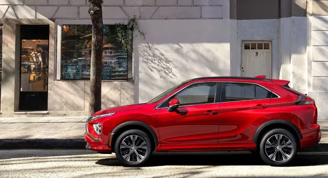 Mitsubishi Eclipse Cross кросовер — 9