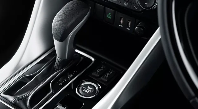 Mitsubishi Eclipse Cross кросовер — 16