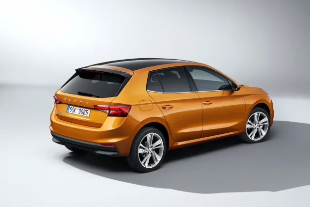 Skoda Fabia 2021 (Шкода Фабия) хэтчбек — 3