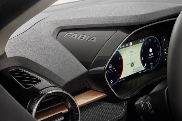Skoda Fabia 2021 (Шкода Фабия) хэтчбек — 18