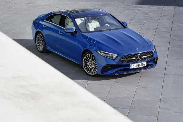 Mercedes-Benz CLS седан — 14