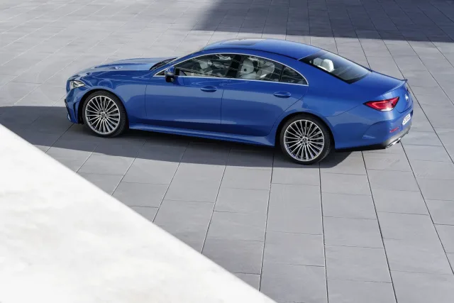 Mercedes-Benz CLS седан — 15