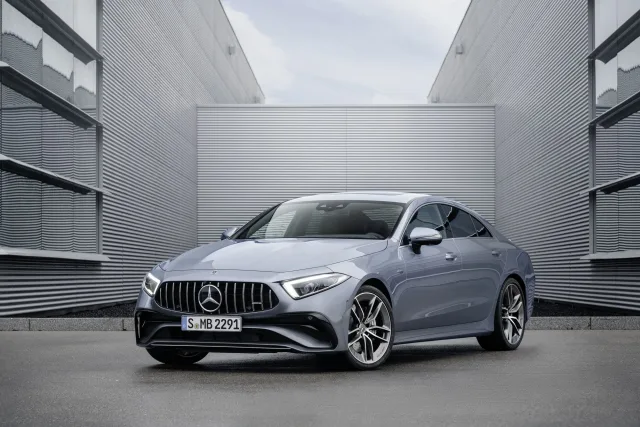 Mercedes-Benz CLS седан — 22
