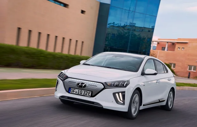 Hyundai Ioniq хетчбек — 5