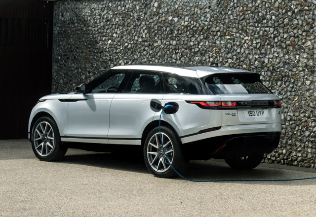 Land Rover Range Rover Velar 2021 кросовер — 11