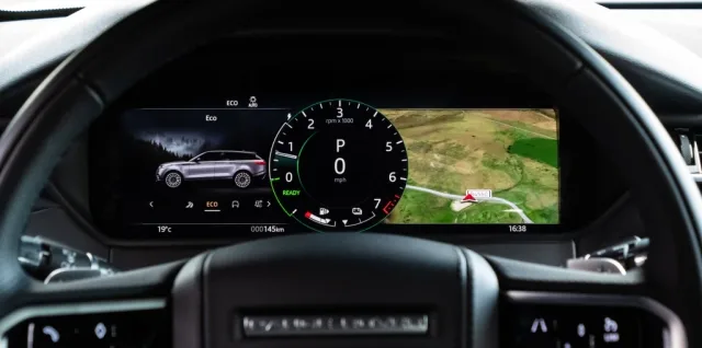 Land Rover Range Rover Velar 2021 кросовер — 12
