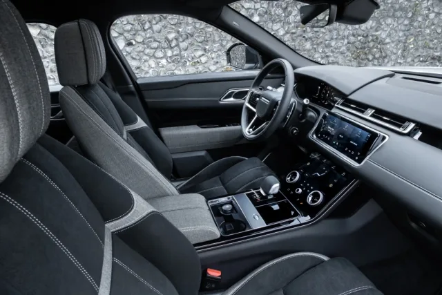 Land Rover Range Rover Velar 2021 кросовер — 15