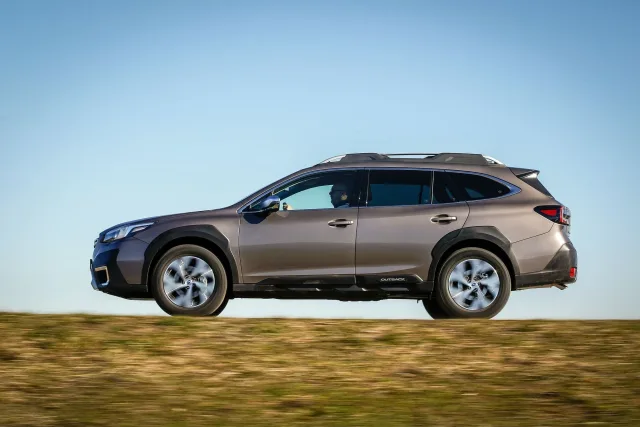 Subaru Outback 2.5 AT Touring — 4
